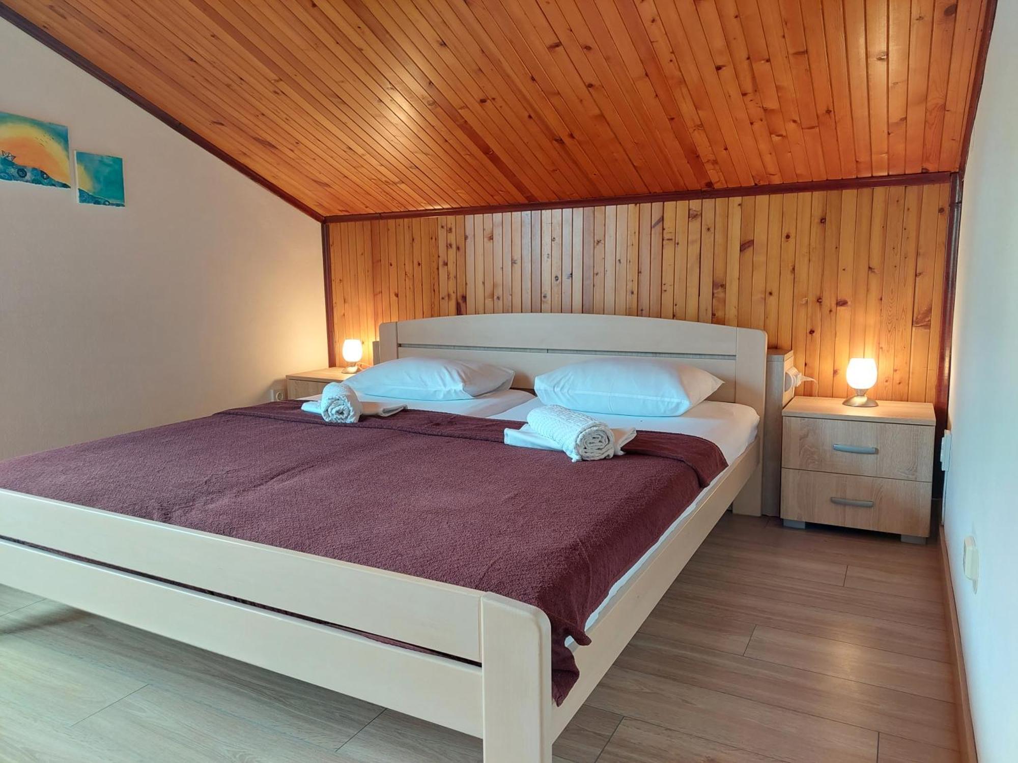 Pansion Klaudija Bed & Breakfast Crikvenica Exterior photo